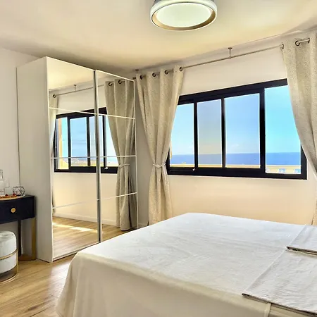 Paradise Ocean View Apartment With Terrace *