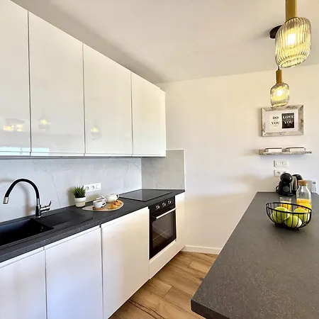 Paradise Ocean View Apartment With Terrace